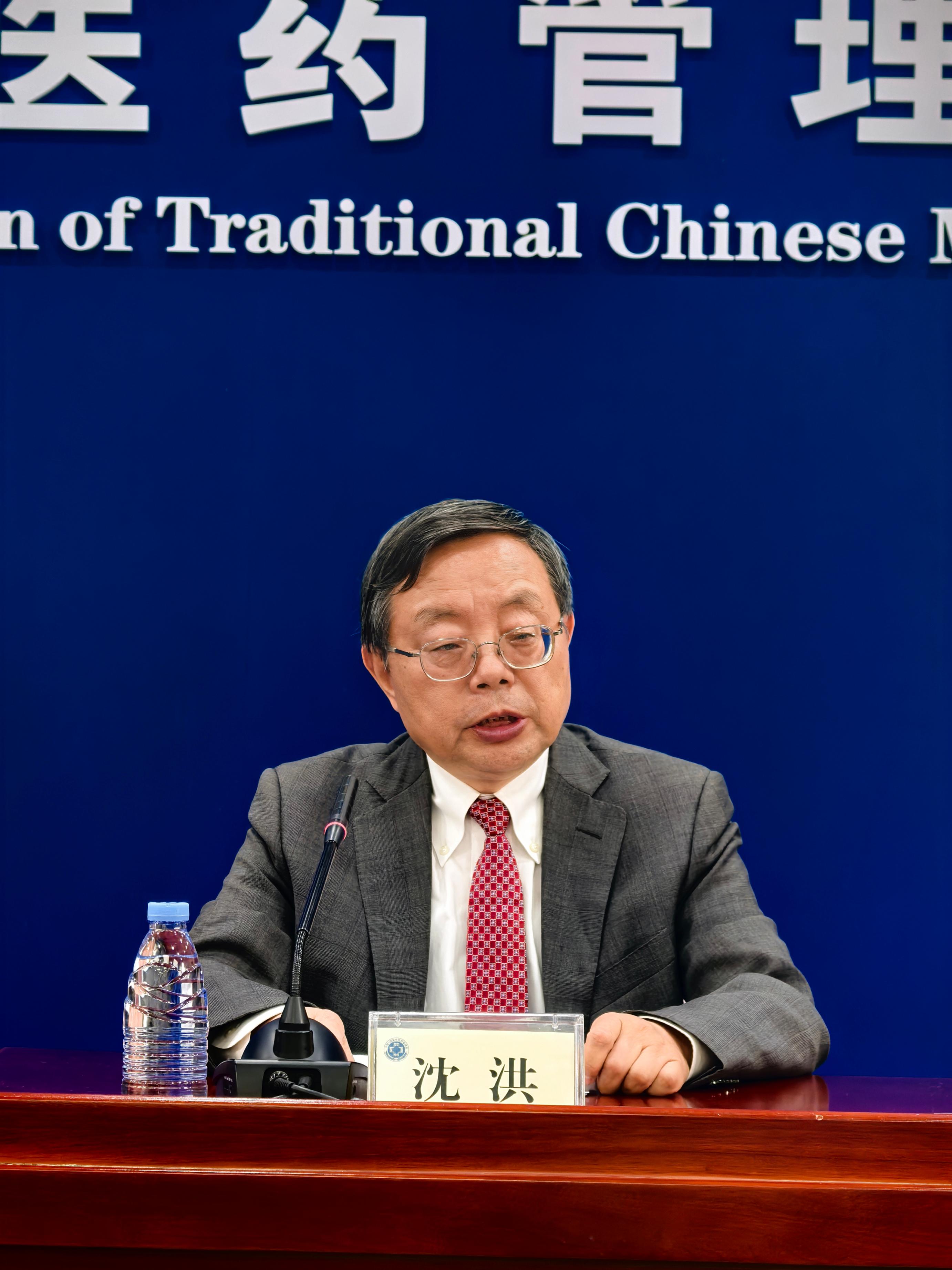 江苏省中医院消化病研究所所长沈洪。人民网记者蒋波 摄