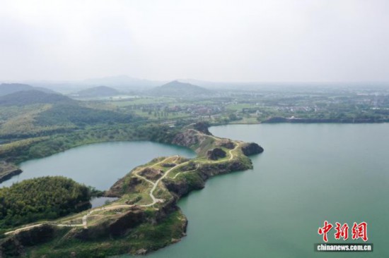 10月4日,神仙湖生态公园一景(航拍图)。曹丹 摄