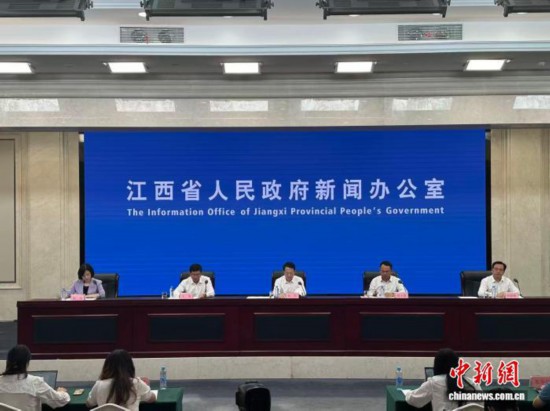 10月10日,“十四五”江西教育高质量发展成就新闻发布会在南昌召开。李思成 摄