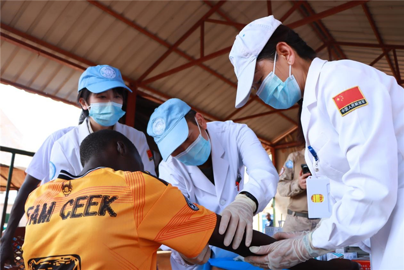 义诊现场。鲁振辉摄