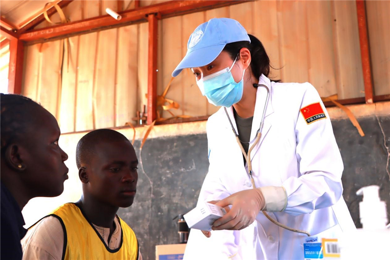 义诊现场。鲁振辉摄