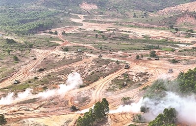 南部战区陆军某旅组织营战术训练(资料照片)。谭文鹏摄